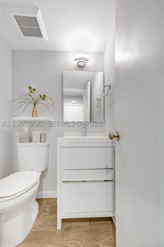 11236 SW 104th St, Miami, FL 33176