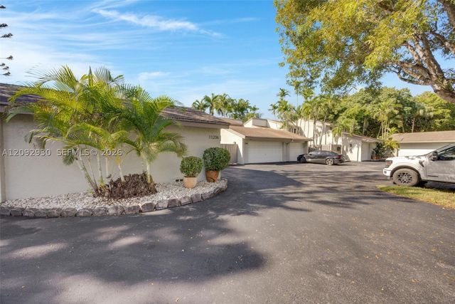 11236 SW 104th St, Miami, FL 33176
