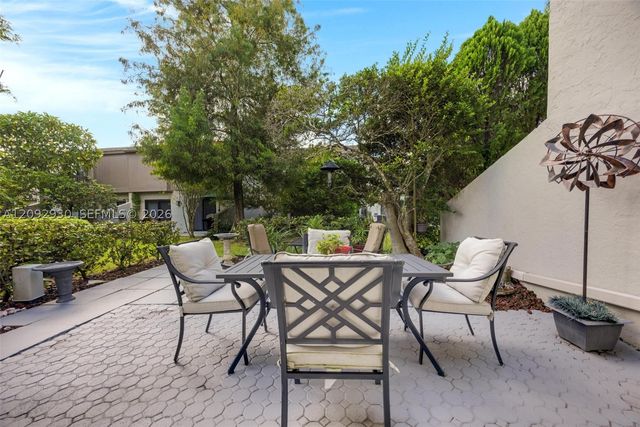 11236 SW 104th St, Miami, FL 33176