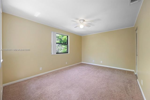 10161 W Sunrise Blvd 304, Plantation, FL 33322