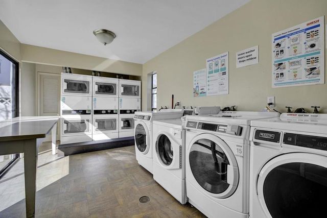 1919 Alameda De Las Pulgas 140, San Mateo, CA 94403