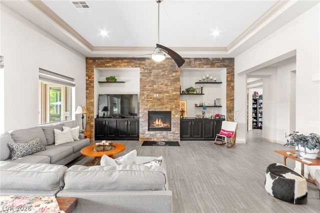 9896 Cathedral Pines Avenue, Las Vegas, NV 89149