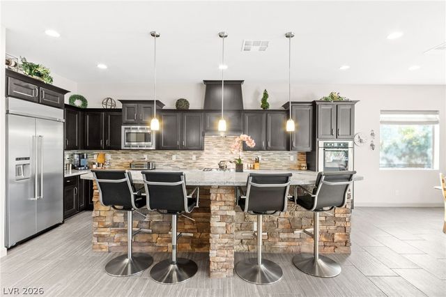 9896 Cathedral Pines Avenue, Las Vegas, NV 89149