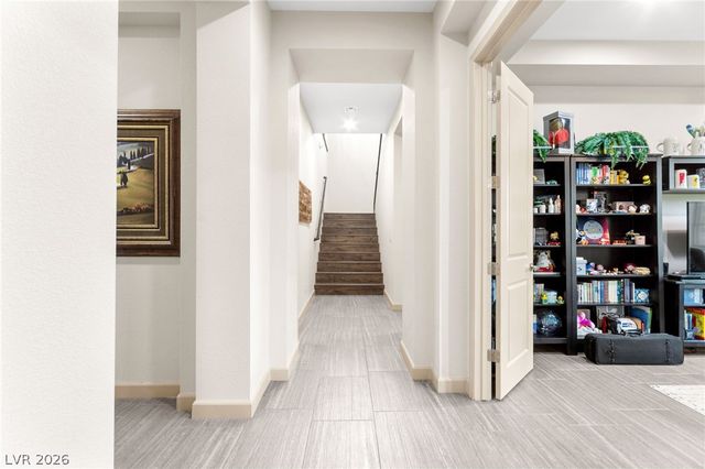 9896 Cathedral Pines Avenue, Las Vegas, NV 89149