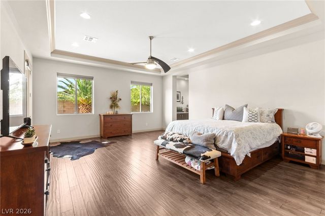 9896 Cathedral Pines Avenue, Las Vegas, NV 89149