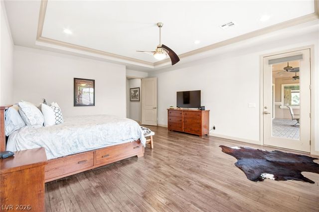 9896 Cathedral Pines Avenue, Las Vegas, NV 89149
