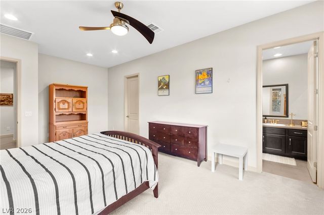 9896 Cathedral Pines Avenue, Las Vegas, NV 89149