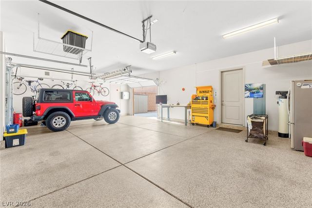 9896 Cathedral Pines Avenue, Las Vegas, NV 89149