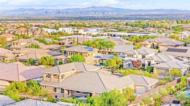 9896 Cathedral Pines Avenue, Las Vegas, NV 89149