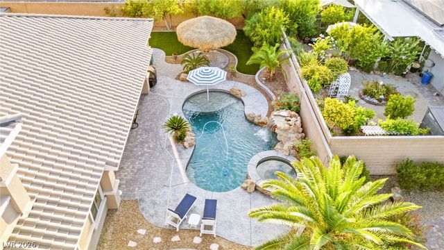 9896 Cathedral Pines Avenue, Las Vegas, NV 89149