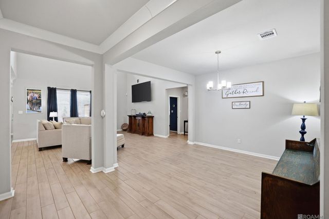 8827 Tatler St, Denham Springs, LA 70706