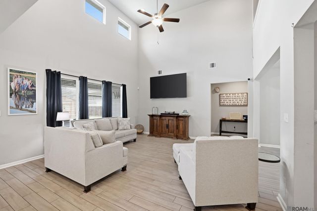 8827 Tatler St, Denham Springs, LA 70706