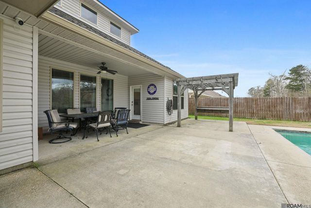 8827 Tatler St, Denham Springs, LA 70706