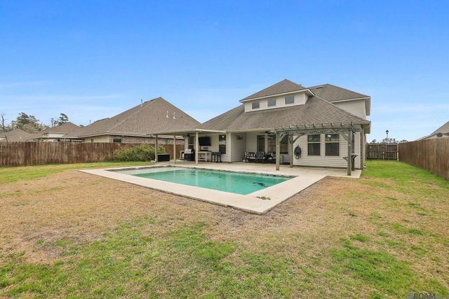 8827 Tatler St, Denham Springs, LA 70706