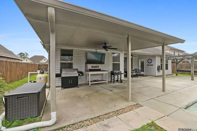 8827 Tatler St, Denham Springs, LA 70706