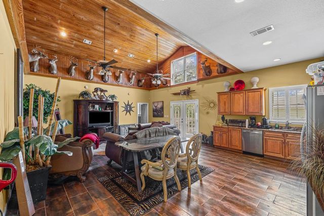 1650 Bear Bay Flats Rd Road, Laurel Hill, FL 32567