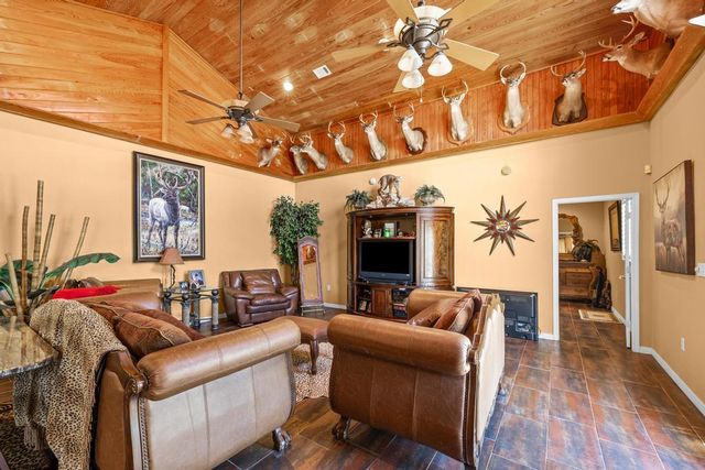 1650 Bear Bay Flats Rd Road, Laurel Hill, FL 32567