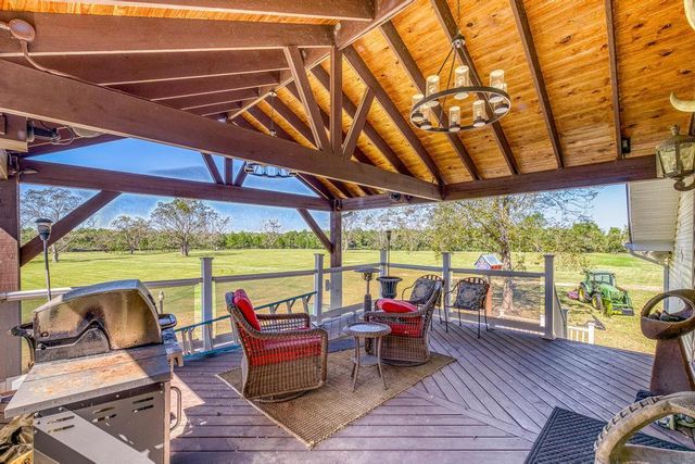 1650 Bear Bay Flats Rd Road, Laurel Hill, FL 32567