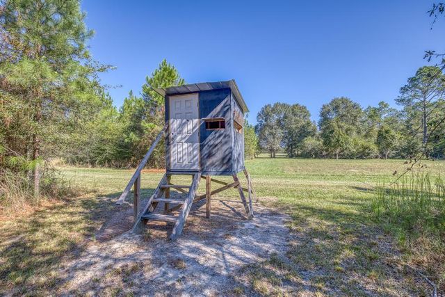 1650 Bear Bay Flats Rd Road, Laurel Hill, FL 32567