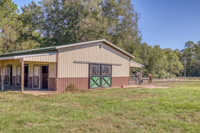 1650 Bear Bay Flats Rd Road, Laurel Hill, FL 32567