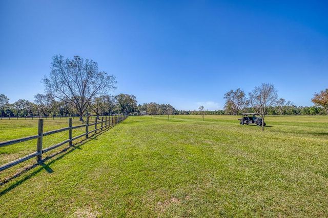 1650 Bear Bay Flats Rd Road, Laurel Hill, FL 32567