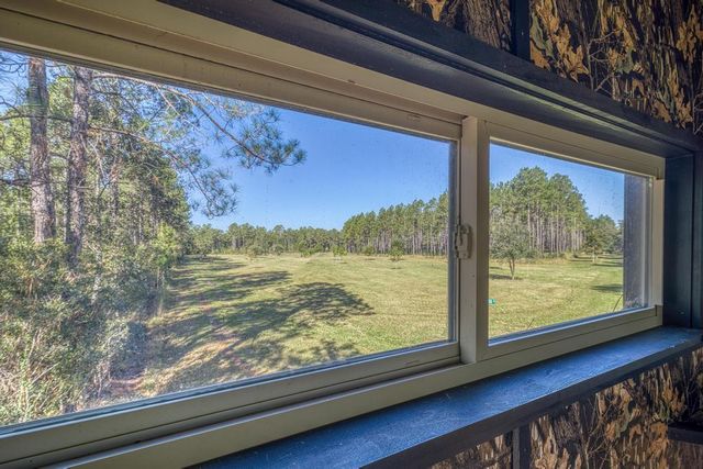 1650 Bear Bay Flats Rd Road, Laurel Hill, FL 32567