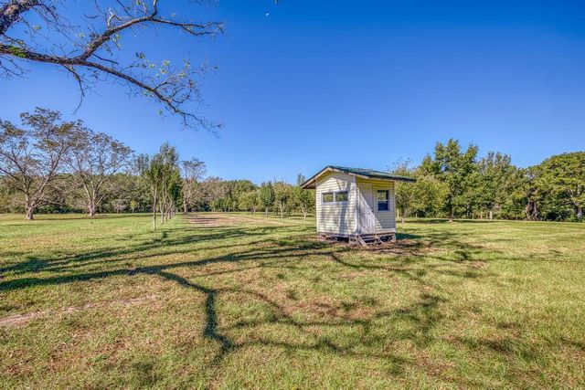 1650 Bear Bay Flats Rd Road, Laurel Hill, FL 32567