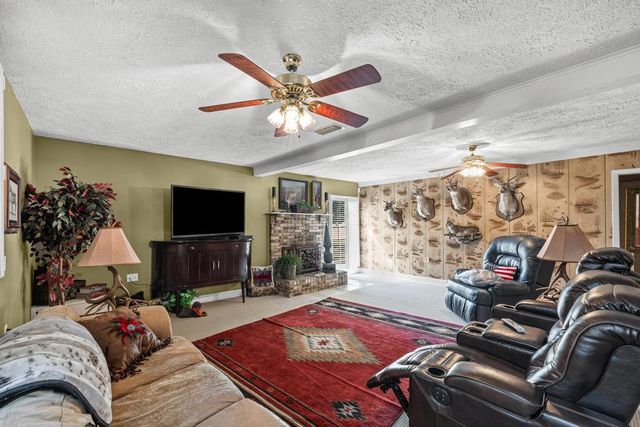 1650 Bear Bay Flats Rd Road, Laurel Hill, FL 32567