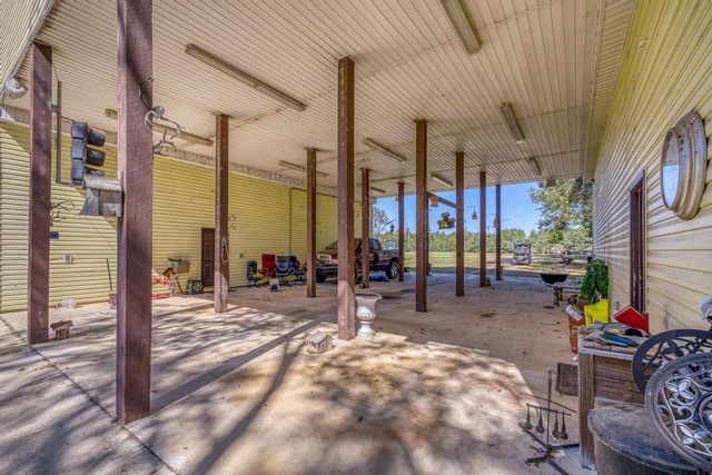 1650 Bear Bay Flats Rd Road, Laurel Hill, FL 32567