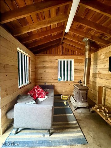 26 Elm Street, Bridgeport, OH 43912