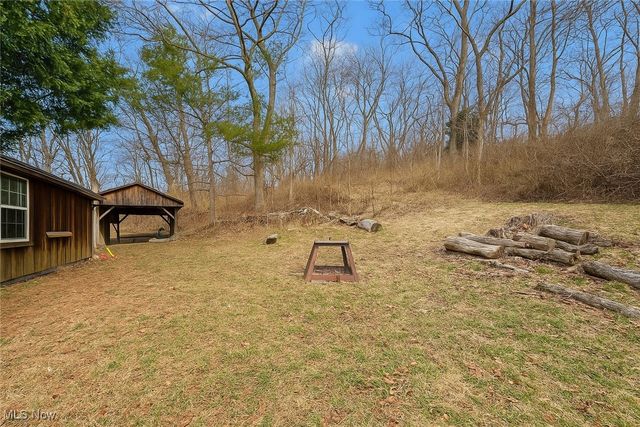 26 Elm Street, Bridgeport, OH 43912