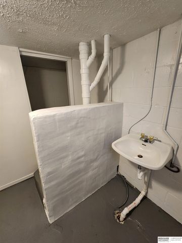 4901 N 14th Street, Omaha, NE 68110