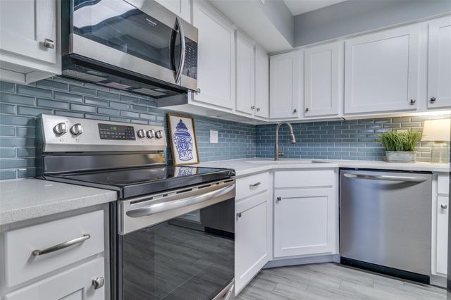 15151 Berry Trail 1208, Dallas, TX 75248