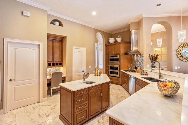 1220 PRESTIGE Point, Oviedo, FL 32765