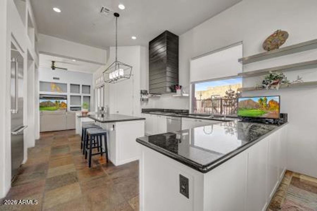 Image 11 of property listing at 28835 N 111TH Street, Scottsdale, AZ 85262