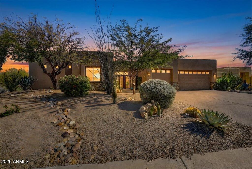 Image 4 of property listing at 28835 N 111TH Street, Scottsdale, AZ 85262