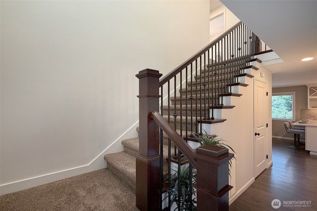 6349 114th Avenue SE, Bellevue, WA 98006