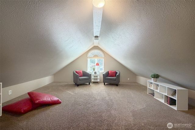 6349 114th Avenue SE, Bellevue, WA 98006