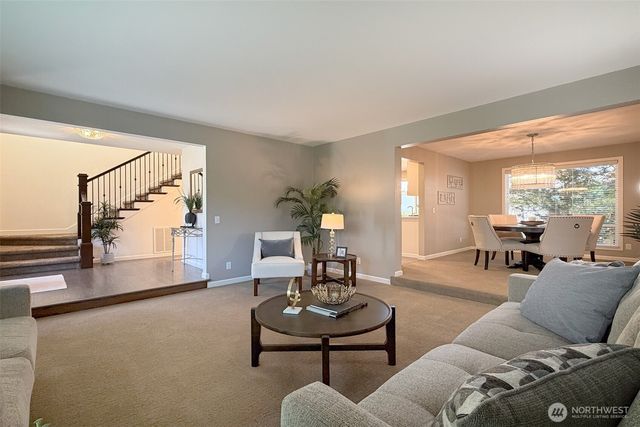 6349 114th Avenue SE, Bellevue, WA 98006