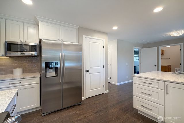 6349 114th Avenue SE, Bellevue, WA 98006