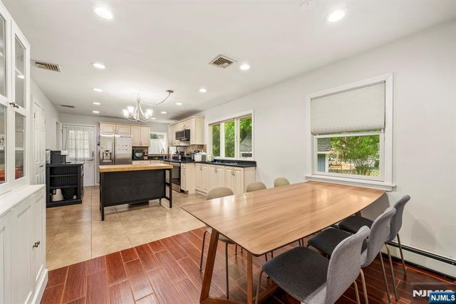 3 Burton Place, Cresskill, NJ 07626