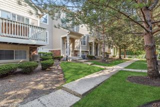 31663 Tallgrass Court, Lakemoor, IL 60051