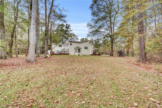 7458 Mill Creek Dr, Zuni, VA 23898
