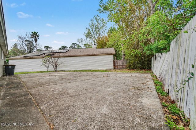 3819 AUTUMN LEAF Court, Jacksonville, FL 32246