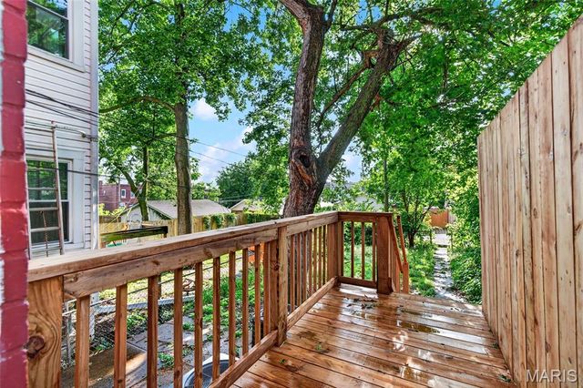 3423 Giles Avenue, St Louis, MO 63116