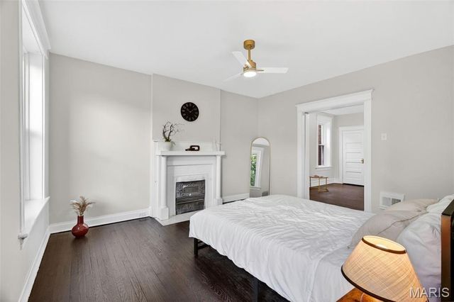 3423 Giles Avenue, St Louis, MO 63116