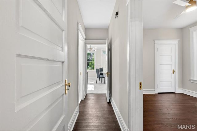 3423 Giles Avenue, St Louis, MO 63116