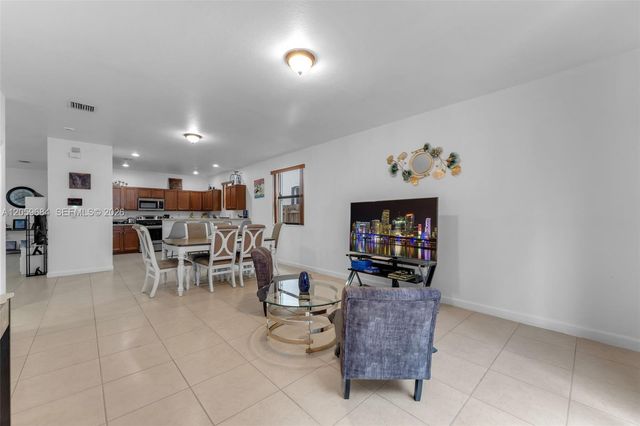 462 SE 33rd Terrace, Homestead, FL 33033