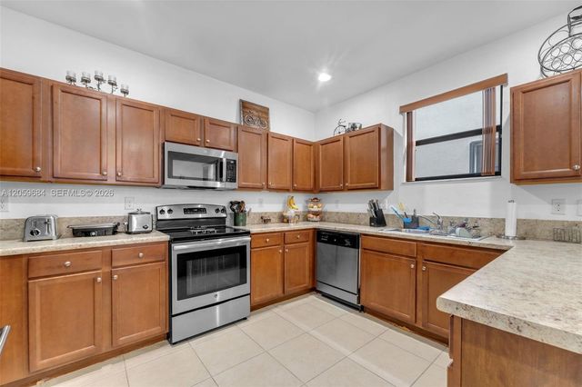 462 SE 33rd Terrace, Homestead, FL 33033