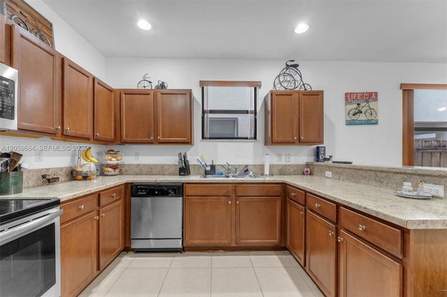 462 SE 33rd Terrace, Homestead, FL 33033